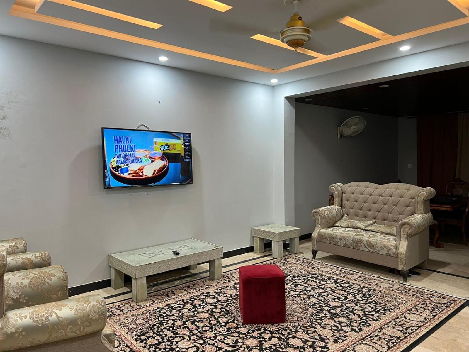 Bed & Breakfast Islamabad Hotel Exterior photo